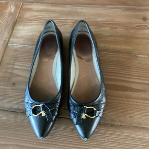 Sperry Black Pointed Flats